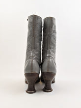 Load image into Gallery viewer, 1920s Grey Lace Up Louis Heel Boots | Approx Size 7