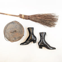 Load image into Gallery viewer, 1910s-1920s Black Lace Up Boots | Approx Sz 8.5-9