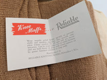 Load image into Gallery viewer, 1940s Knee Muffs in Original Box