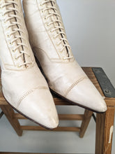 Load image into Gallery viewer, 1910s-20s White Boots