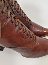Load image into Gallery viewer, 1910s-20s Brown Boots | Approx Sz 7-7.5