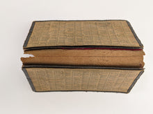 Load image into Gallery viewer, 1888 Spiderweb Pocketbook