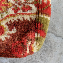 Load image into Gallery viewer, Mid-19th C Carpet Bag