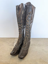 Load image into Gallery viewer, 1890s Cycling Boots | Sz 4-5