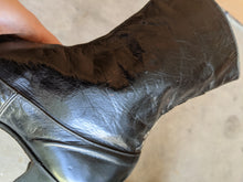 Load image into Gallery viewer, 1910s Side Button Boots | Sz 6.5