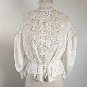 1900s White Lace Shirtwaist