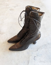 Load image into Gallery viewer, 1910s-1920s Lace Up Boots | 7-7.5 US