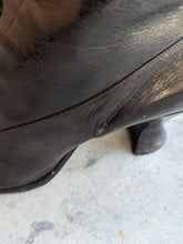 Load image into Gallery viewer, 1910s-1920s Lace Up Boots | 7-7.5 US