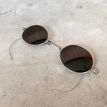 Load image into Gallery viewer, 1890s-1900s Tinted Eyeglasses