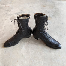 Load image into Gallery viewer, 1910s Black Lace Up Boots | Approx Sz 8