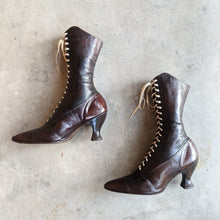 Load image into Gallery viewer, 1910s-1920s Brown Lace Up Boots | Approx Sz 7