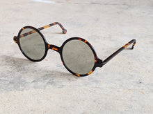 Load image into Gallery viewer, 1910s-1920s Willson "Eye Protector" Glasses