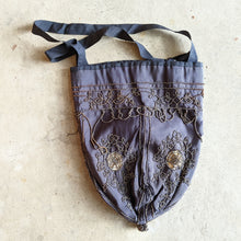 Load image into Gallery viewer, Turn of the Century Spiderweb Purse