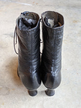 Load image into Gallery viewer, 1910s-1920s Black Lace Up Boots | Approx Sz 5-6