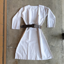 Load image into Gallery viewer, 1900s French Linen Chemise