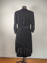 Load image into Gallery viewer, 1930s-1940s Rayon Velvet Dress | XL