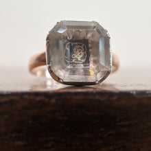 Load image into Gallery viewer, 18th c Stuart Crystal Ring in Gold and Silver