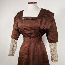 Load image into Gallery viewer, 1908-1909 Red Ochre Silk Dress