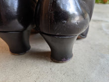 Load image into Gallery viewer, 1900s Side Lacing Boots | Approx Sz 7.5-8