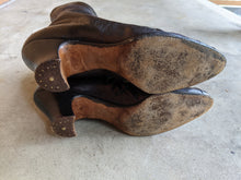 Load image into Gallery viewer, 1900s Side Lacing Boots | Approx Sz 7.5-8
