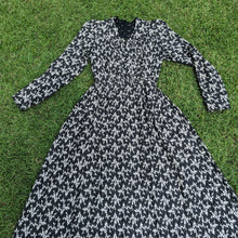 Load image into Gallery viewer, C. 1899 to Early 1900s Cotton Wrapper Dress