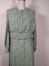Load image into Gallery viewer, 1930s Rayon Spiderweb Novelty Print Dress