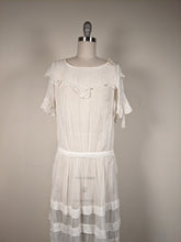 Load image into Gallery viewer, C. 1920s Cotton Gauze Dress
