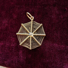 Load image into Gallery viewer, 1900s 9k Gold Spider Web Pendant