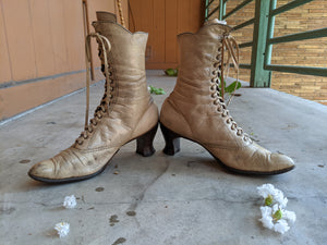 1900s-1910s Oatmeal Brown Lace Up Boots | Sz 7-7.5