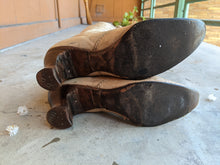 Load image into Gallery viewer, 1900s-1910s Oatmeal Brown Lace Up Boots | Sz 7-7.5