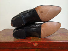 Load image into Gallery viewer, 1890s Black Side Button Boots