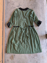 Load image into Gallery viewer, 1920s Green Linen Dress