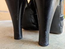 Load image into Gallery viewer, 1940s Black Platform Peep Toe Heels | Sz 6N