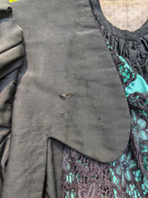 Load image into Gallery viewer, 1890s Green + Black Gigot Sleeve Bodice