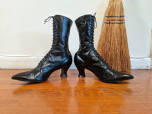 Load image into Gallery viewer, 1910s-1920s Black Lace Up Boots | Approx Sz 7.5-8