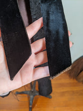 Load image into Gallery viewer, 1910s-1920s Vampy Brocade Cape