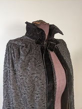 Load image into Gallery viewer, 1910s-1920s Vampy Brocade Cape