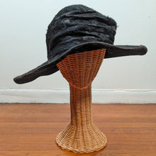 Load image into Gallery viewer, 1910s Beaver Hat