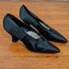 Load image into Gallery viewer, 1910s-1920s Marshall Field & Co. Silk Pumps | Sz 7.5 - 8