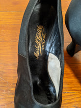 Load image into Gallery viewer, 1910s-1920s Marshall Field & Co. Silk Pumps | Sz 7.5 - 8