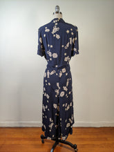 Load image into Gallery viewer, 1940s Novelty Print Rayon Dress