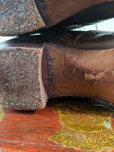 Load image into Gallery viewer, c. 1910s-1920s Brown Lace Up Boots | Approx Sz 8