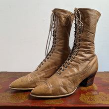 Load image into Gallery viewer, c. 1910s Light Brown Boots | Approx Size 5