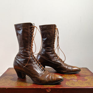 c. 1910s Brown Lace Up Boots | Approx Sz 7
