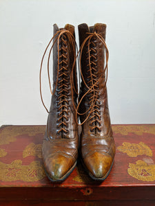 c. 1910s Brown Lace Up Boots | Approx Sz 7