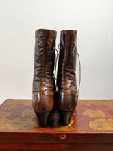 Load image into Gallery viewer, c. 1910s Brown Lace Up Boots | Approx Sz 7