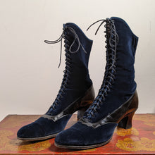 Load image into Gallery viewer, 1910s-1920s Blue Velveteen Boots | Approx Sz 7.5-8