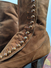 Load image into Gallery viewer, Early 1910s Brown Suede Side Button Boots | Approx Sz 5