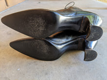 Load image into Gallery viewer, 1910s-1920s Black Lace Up Louis Heel Boots | Approx Sz 6