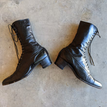Load image into Gallery viewer, 1910s-1920s Black Lace Up Boots | Sz 8